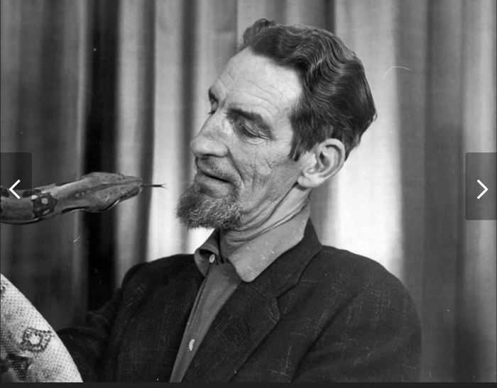 Snakes Alive - Paul Allen (newer photo)